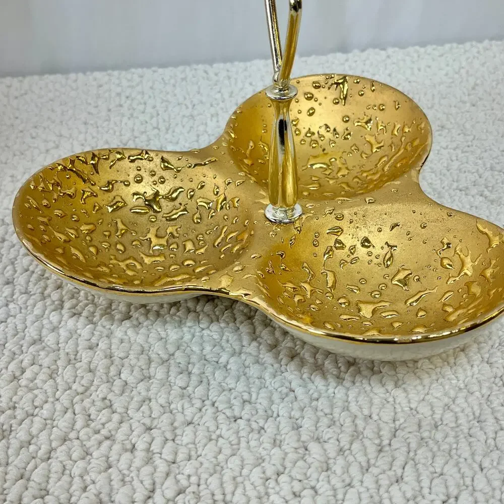 Weeping Bright Gold 3 Compartment Candy Nut  Dish W/ Handle 22K USA VTG